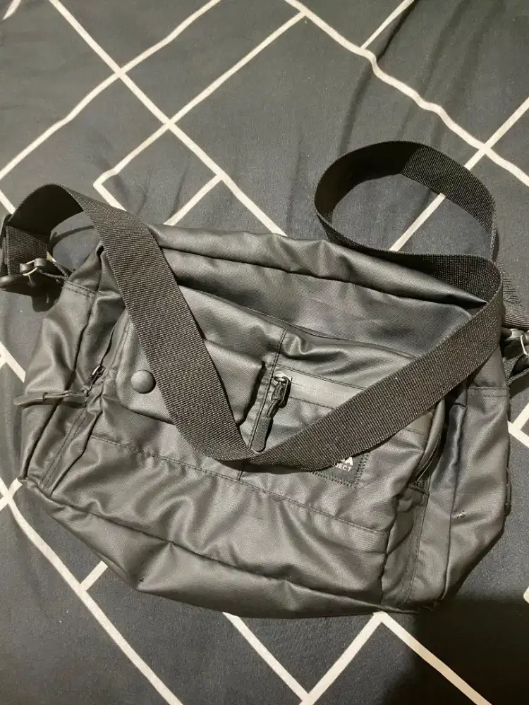 Jual cepet! Tas Sling Bag Pria / Wanitaaa