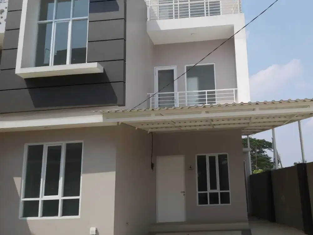 Rumah rapi siap huni dekat Bintaro Pondok Aren