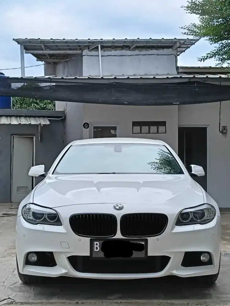 GARANSI MESIN! BMW 523i F30 AT Th 2010 2011