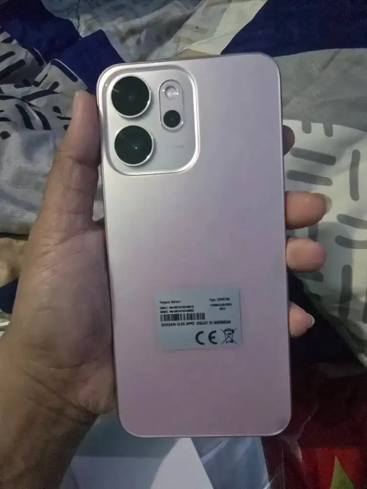 Oppo Reno 14F 5G Merah Muda