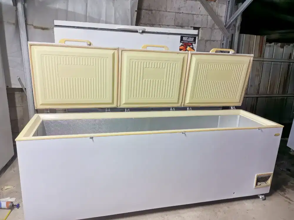 freezer box 3 pintu merek sansio