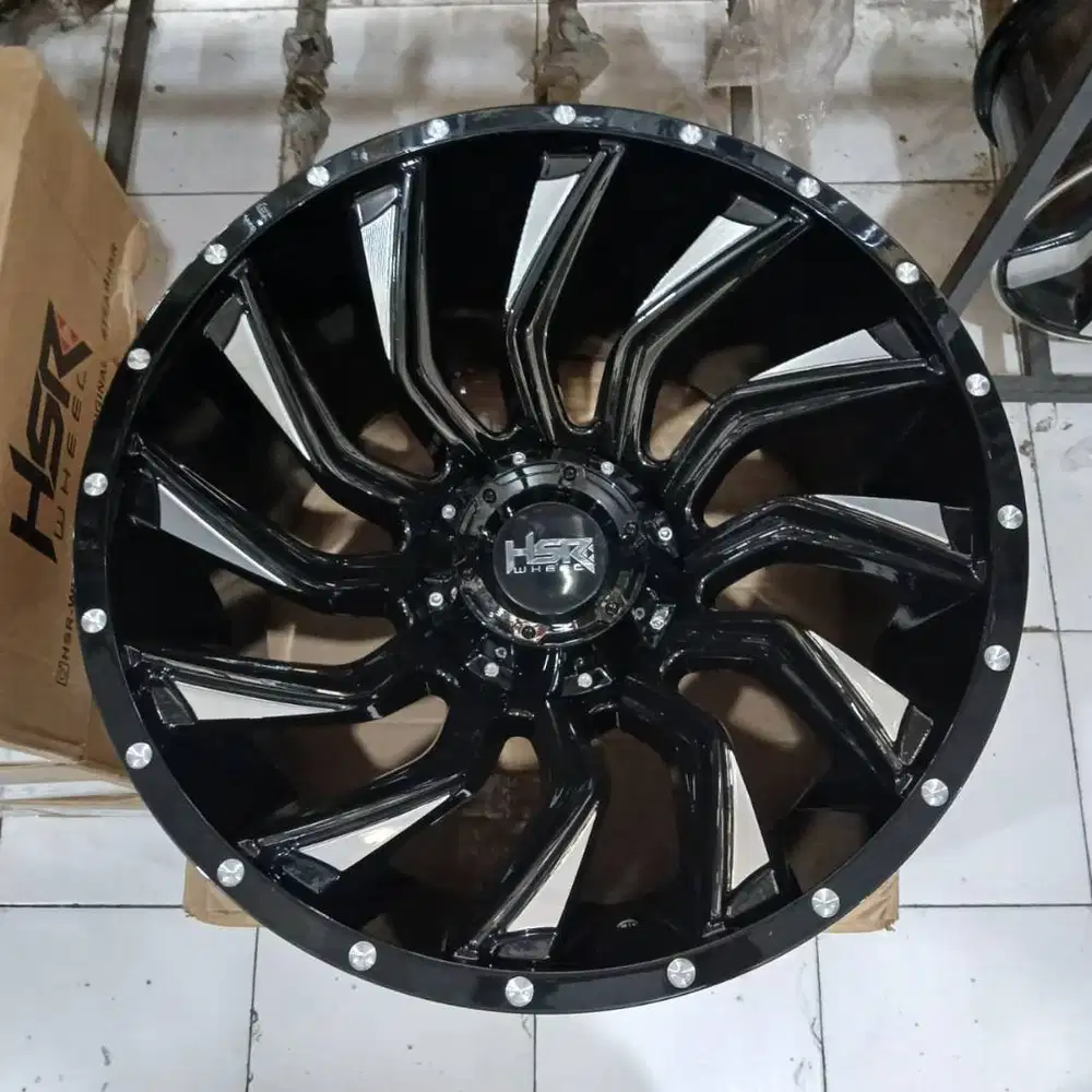 Velg R20 lebar 12 inch Hsr Fg Lebong Pcd 6x139 CoCok Di mobil Ranger