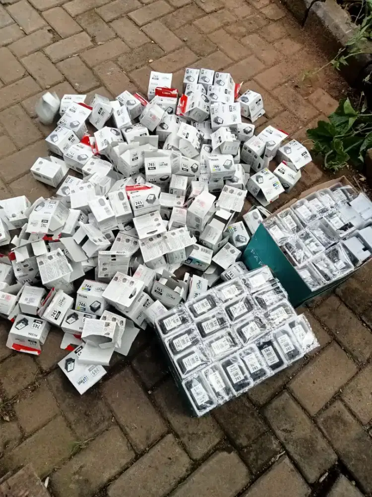 TJUAL BELI TINTA CARTRIDGE CANON 745,746  BARU DAN BEKAS