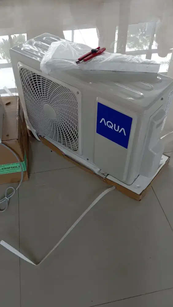 Service AC Bongkar Pasang AC , AC tidak dingin dll