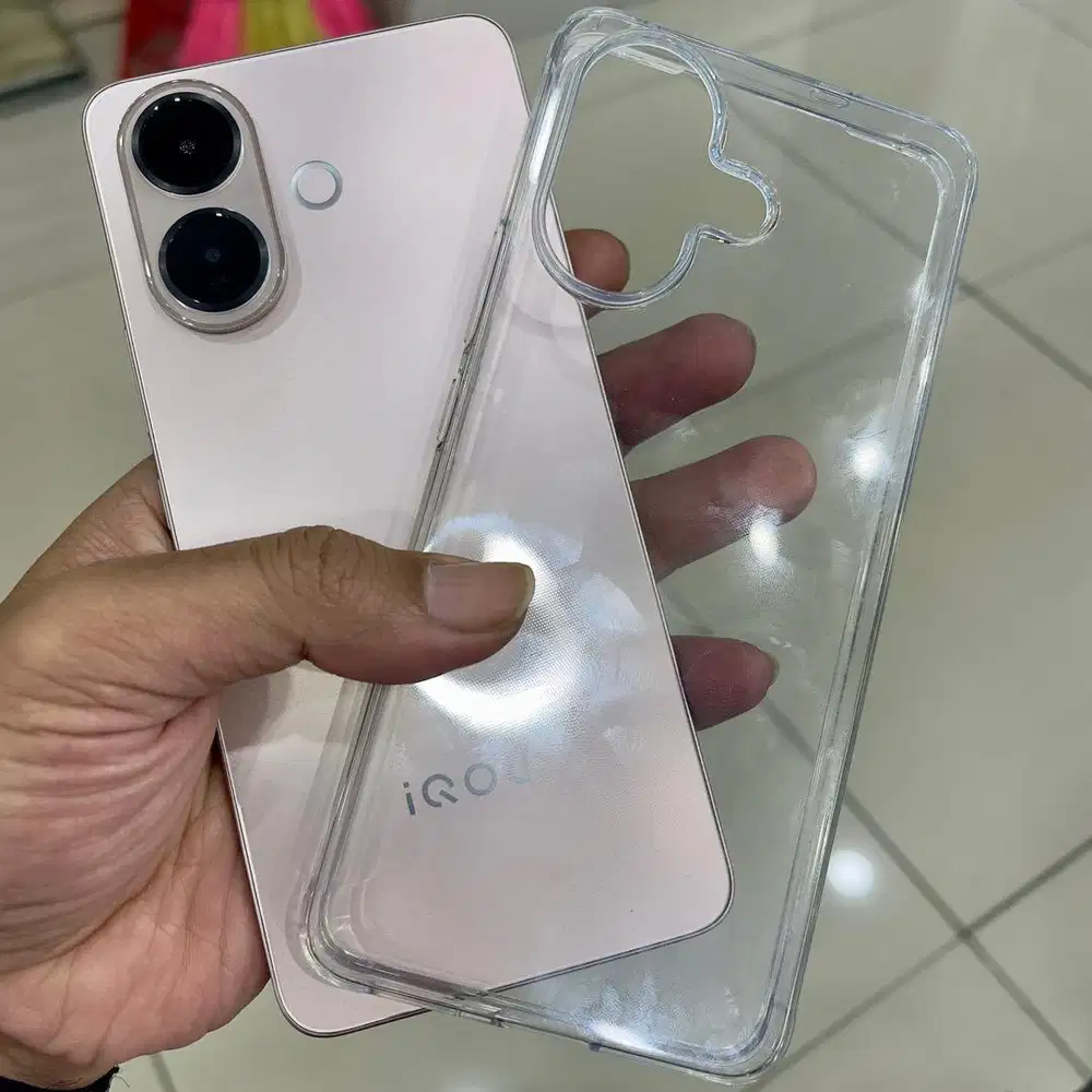 Iqoo z10r ram 8 / 256 resmi full ori belum sebulan pake