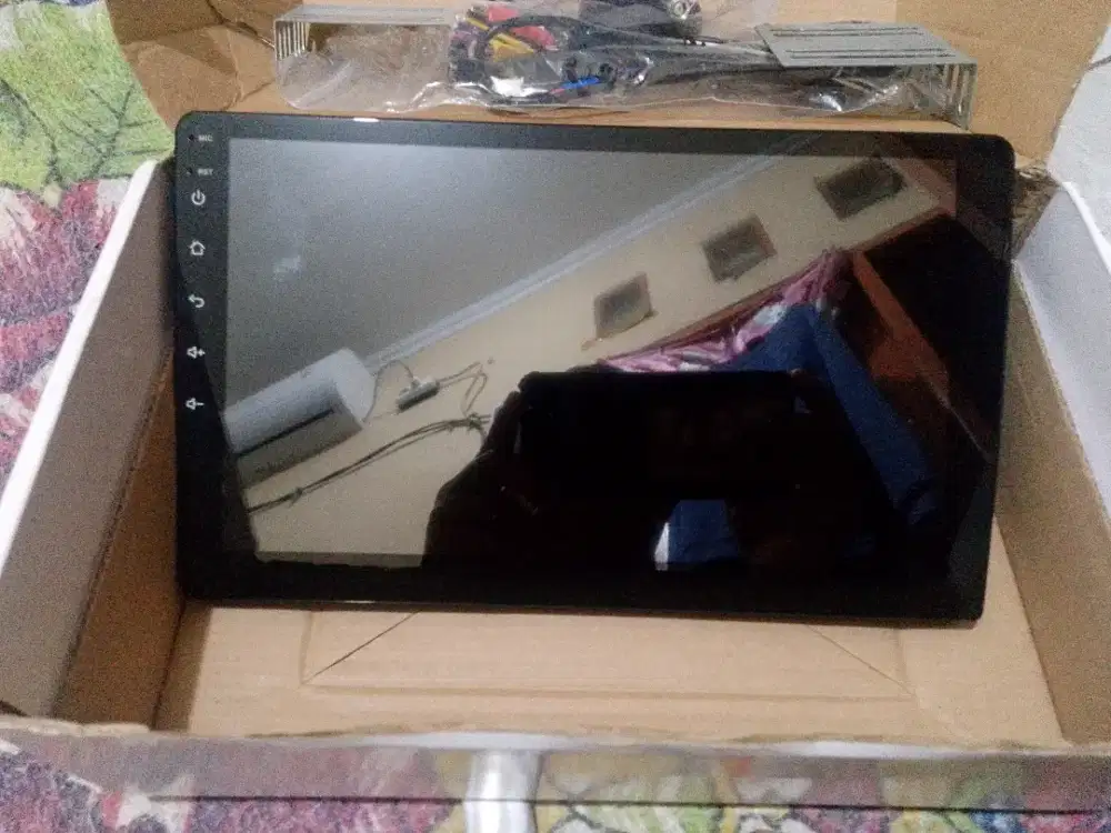 Headunit 10inc merek moqiqi