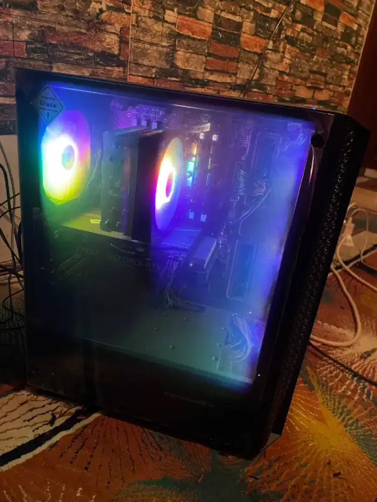 Jual Komputer Gaming masih fresh jarang di pakai