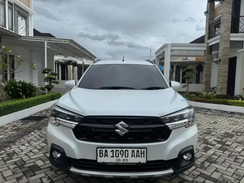 Suzuki XL 7 Hidrid Metic 2023