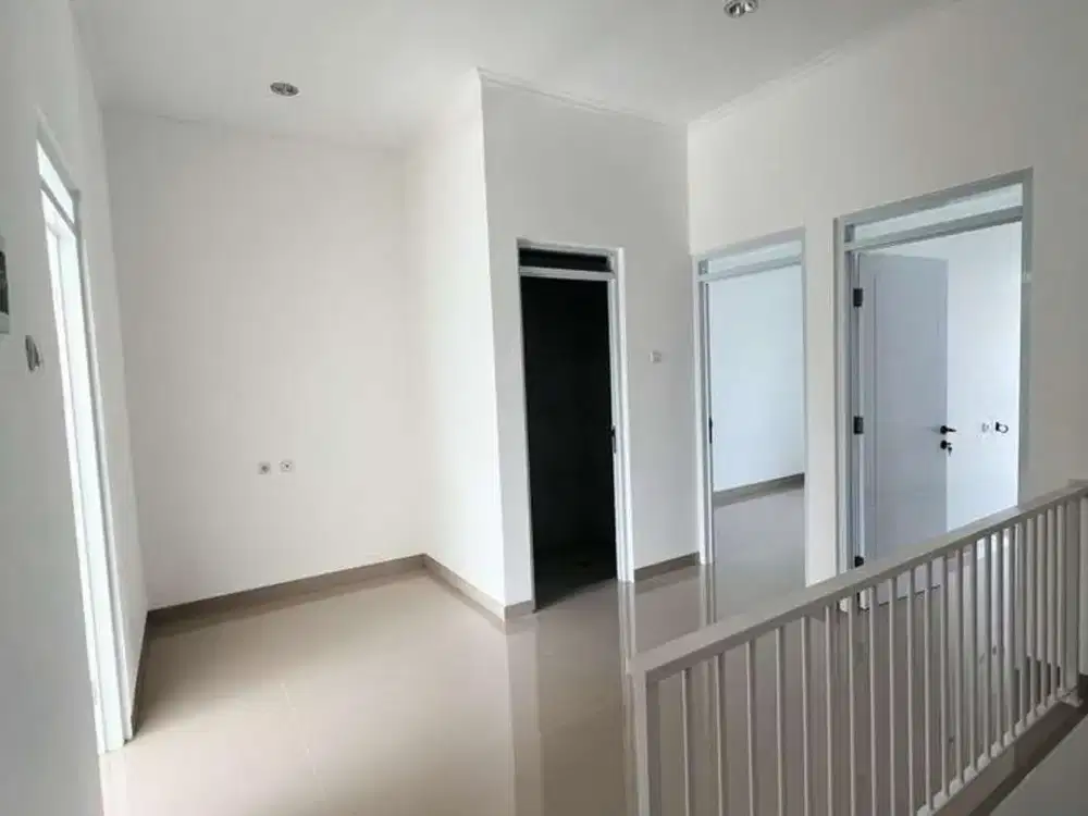 Dijual Rumah Baru Cisaranten Strategis