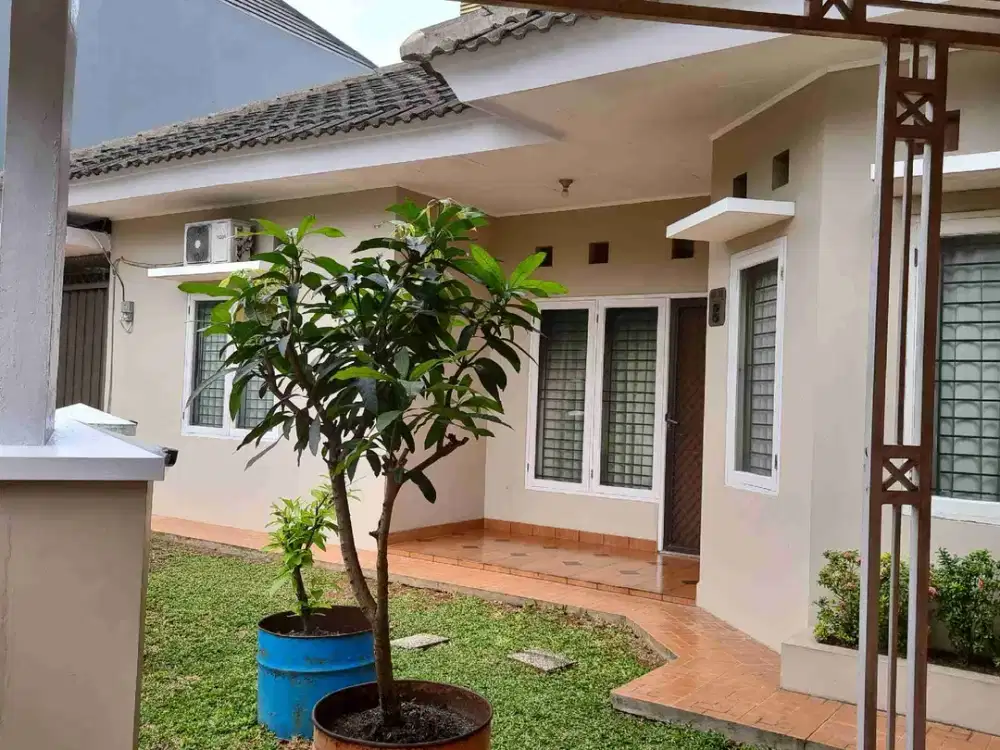 Rumah SHM 3+1 Kamar Luas 300m Graha Raya Bintaro Dekat Tol Parigi