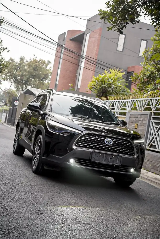 COROLLA CROSS HYBRID 2022 PLAT D ISTIMEWA TERAWAT SEKALI MULUS