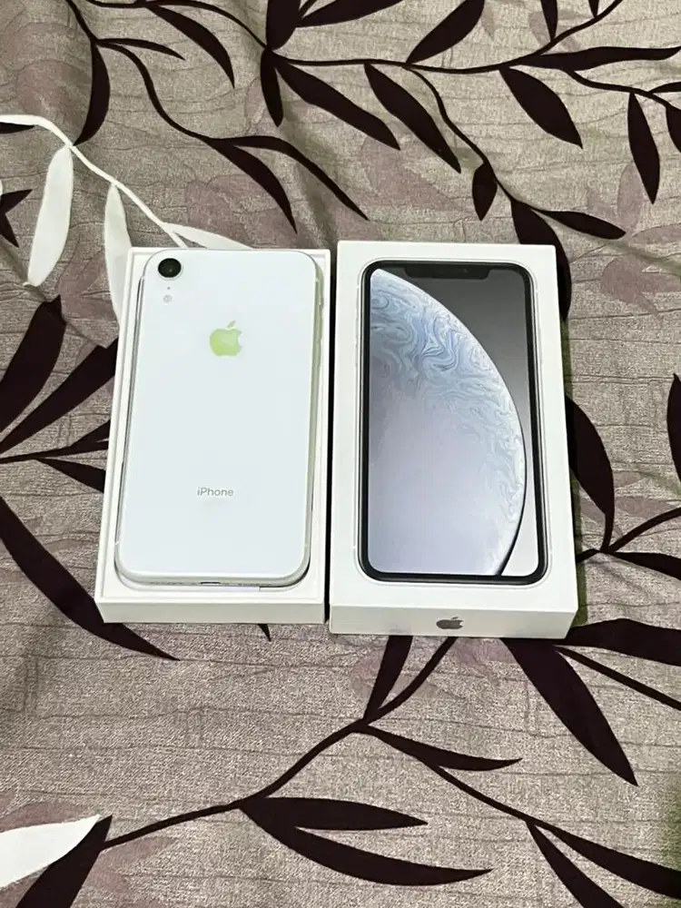 Iphone xr putih 128gb ex ibox