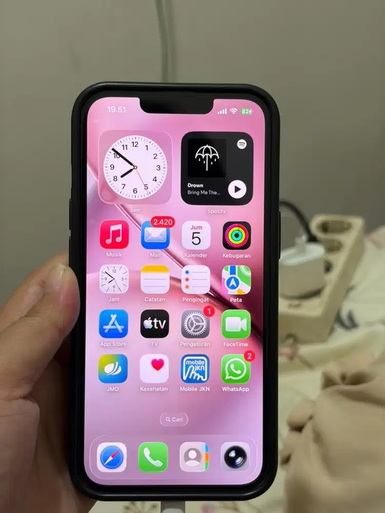 Jual  iPhone 13 pink