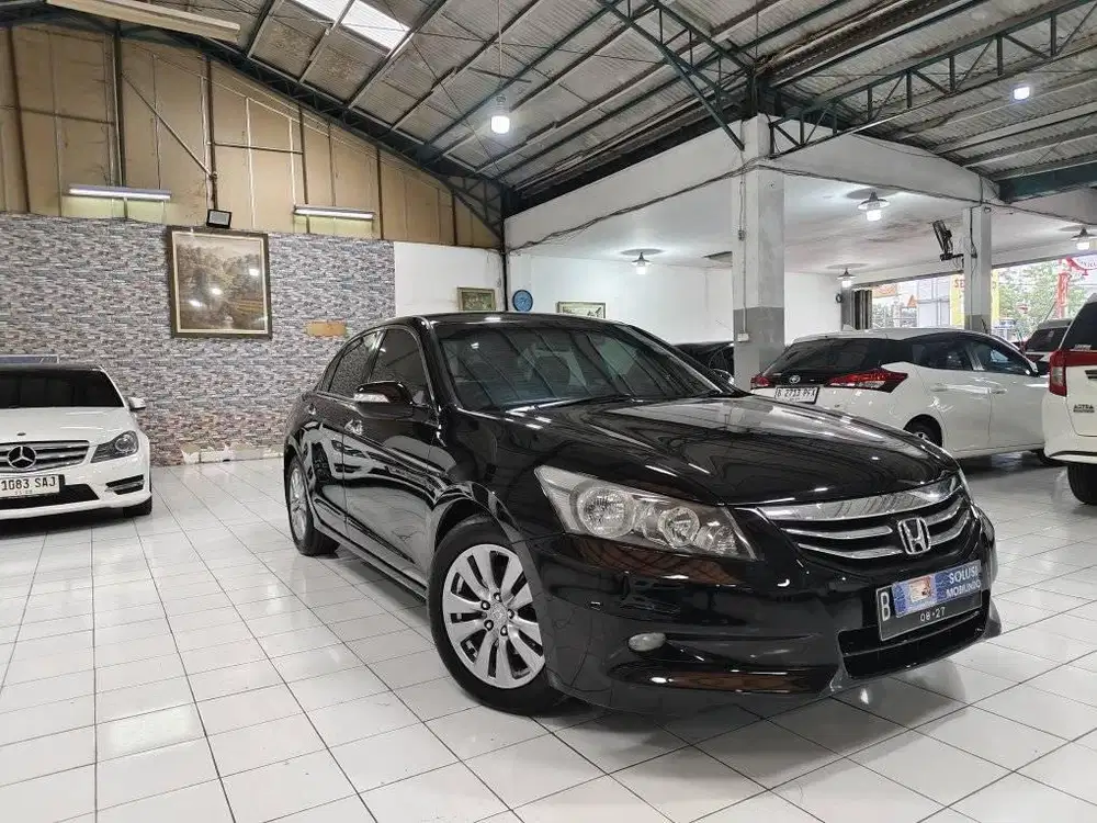Honda ACCORD VTIL 2.4 Bensin AT 2012 Hitam