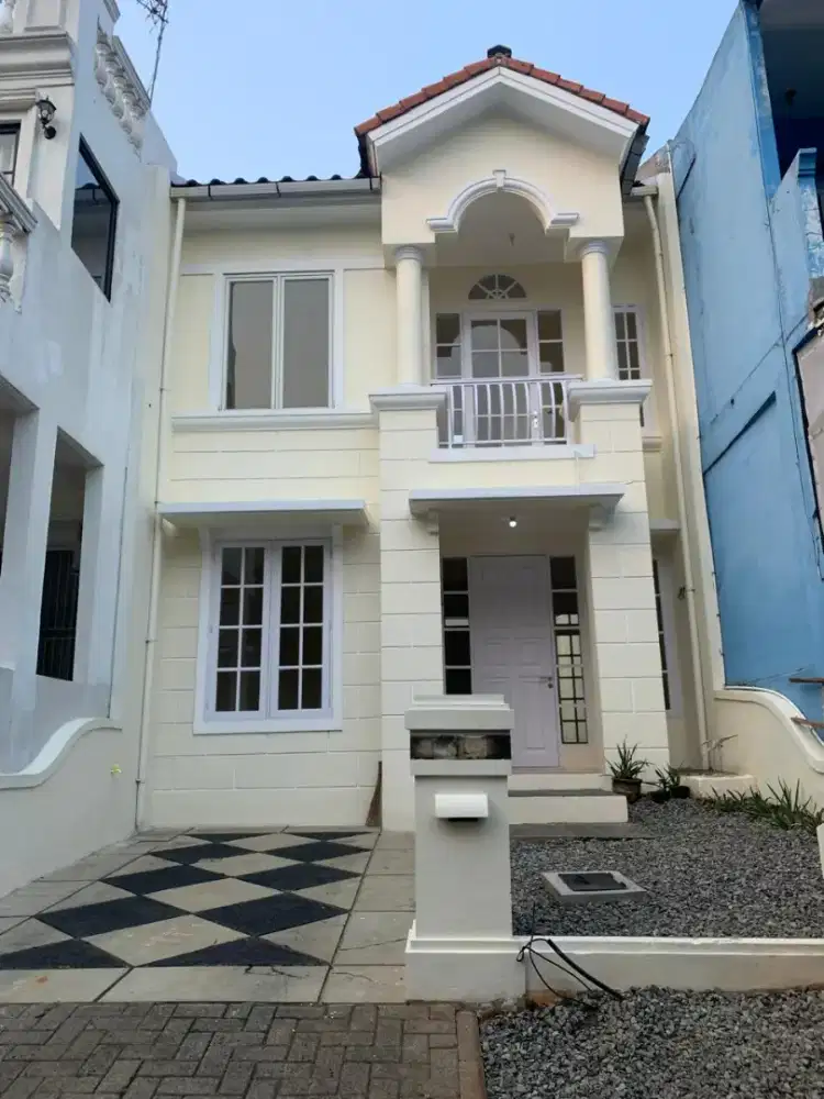 Di jual rumah siap huni diperumahan citra gran cibubur