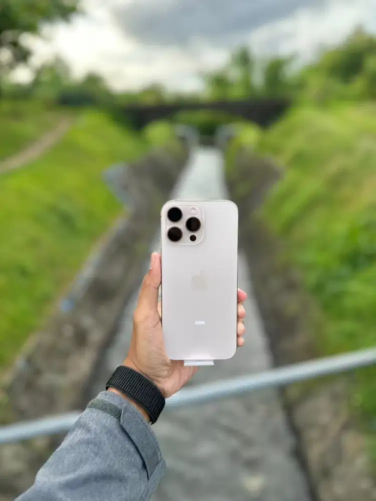 iPhone 16 ProMax Desert Titanium 256GB iBox