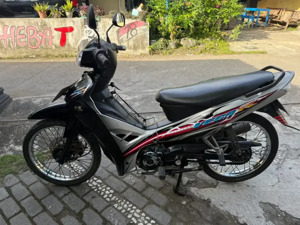 Yamaha Vega R THN 2008 plat AB Bantul
