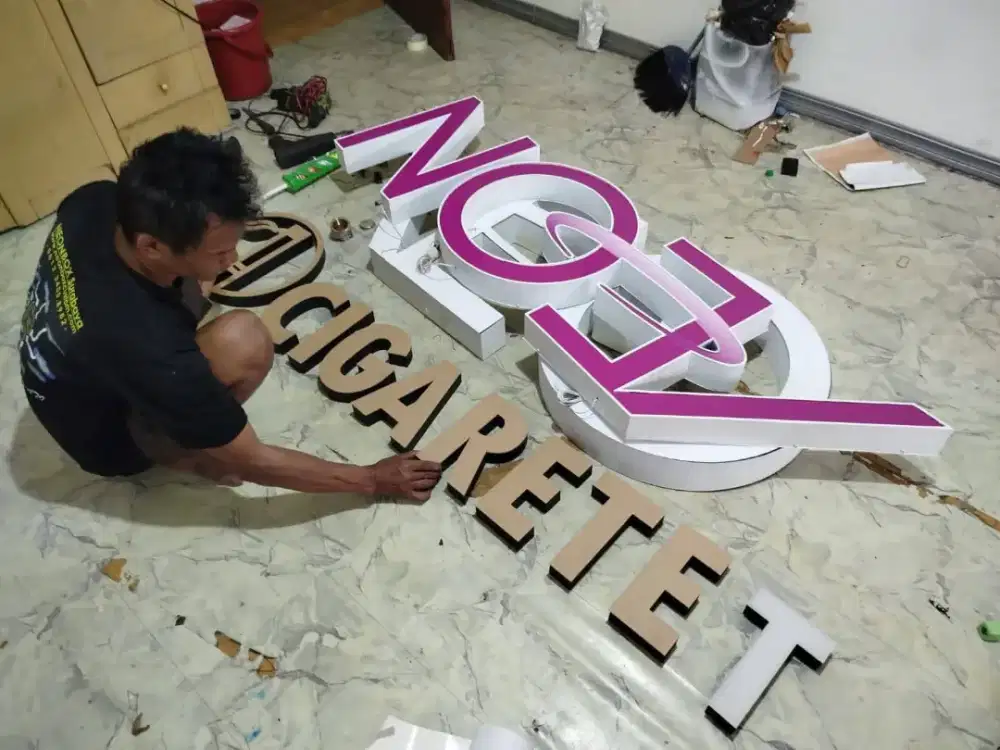 Huruf acrylik elegan