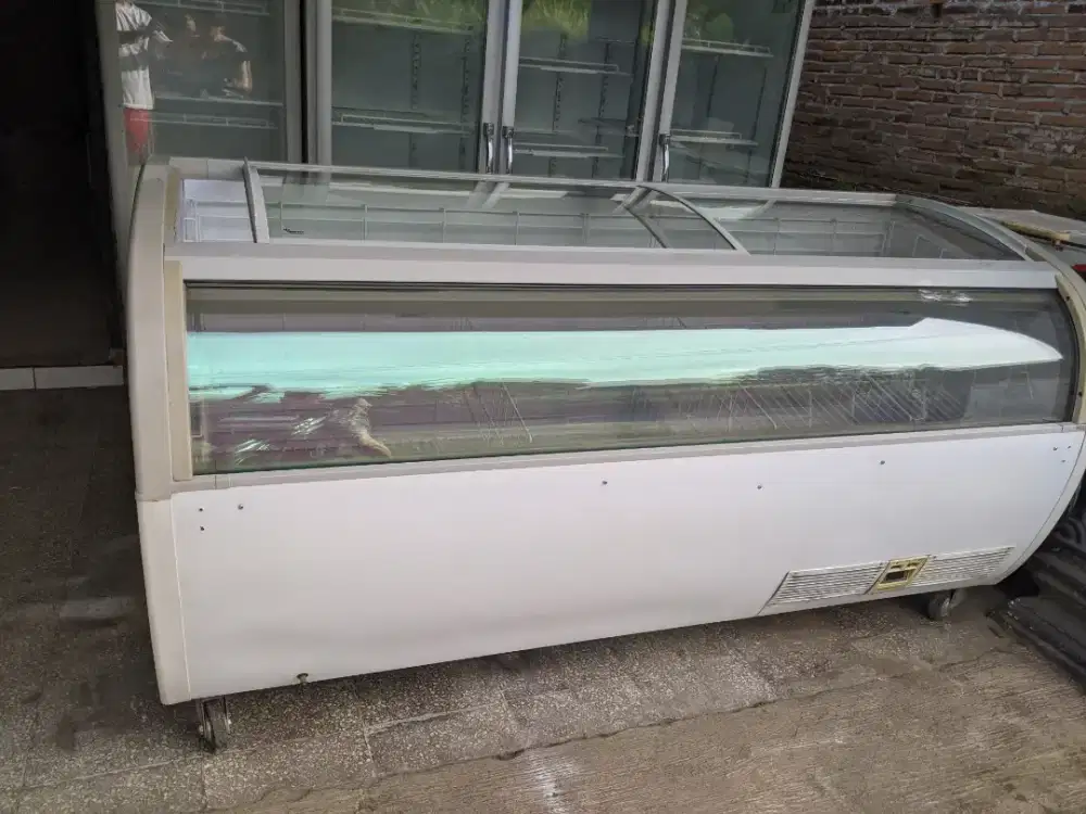 Freezer sliding 1000 liter