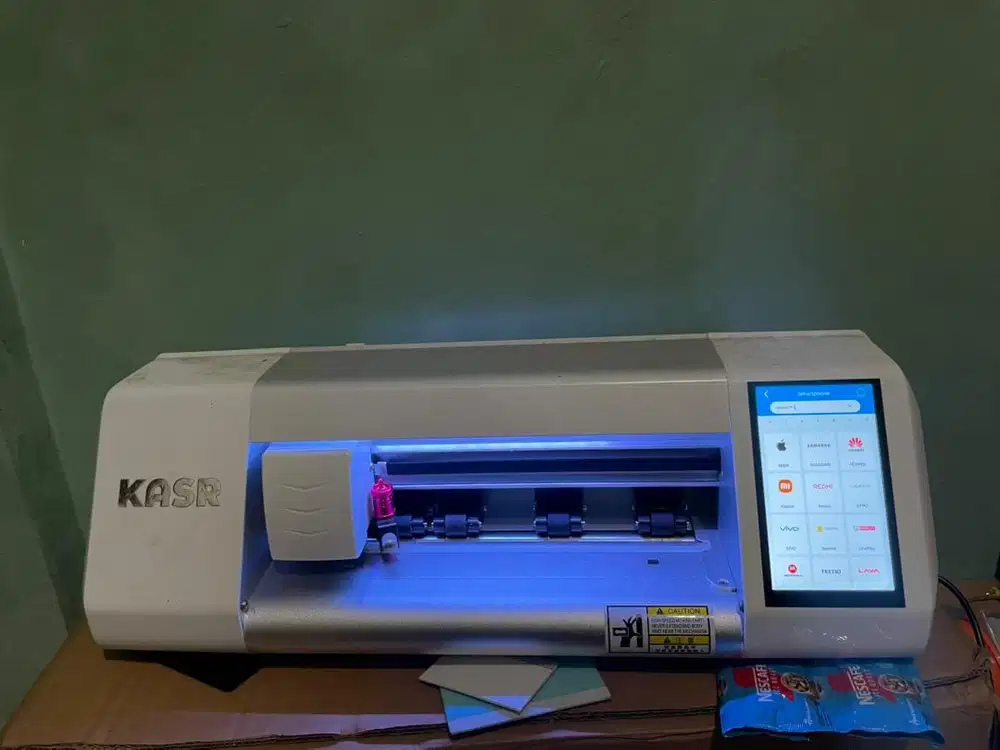 Mesin Cutting Hydrogel