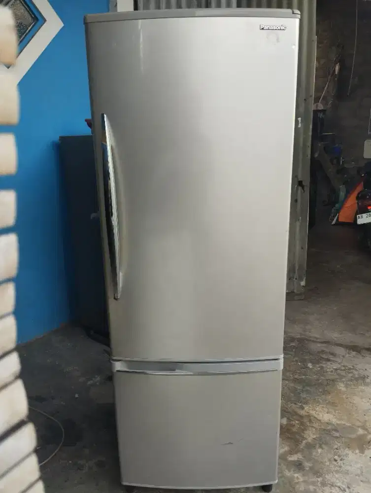 Kulkas panasonic jamin normal+ garansi