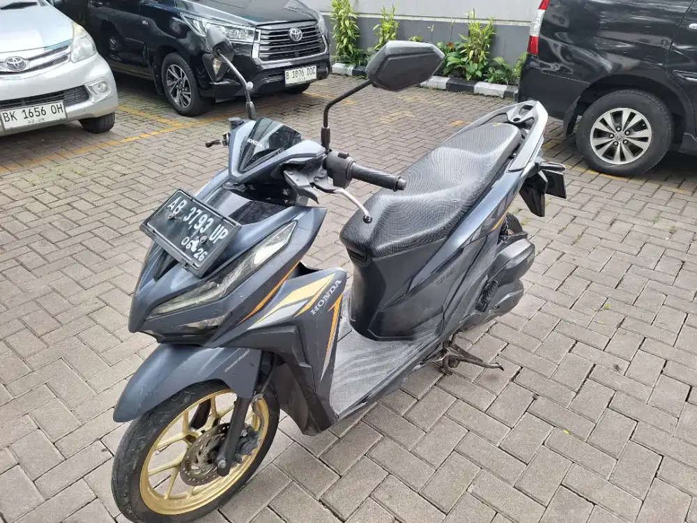 Vario 125 warna Biru