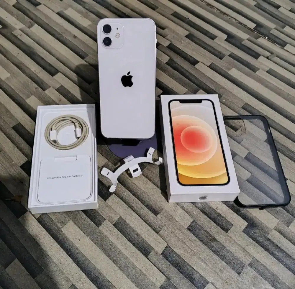 Iphone*12 128 gb inter