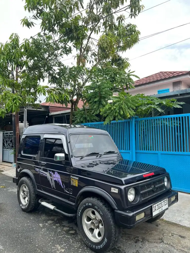 Dijual Suzuki Jimny Katana GX Orisinil Mesin Sehat