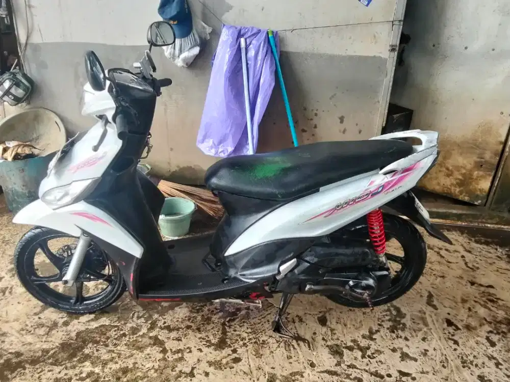 Mio J 2012 Lengkap dan murah