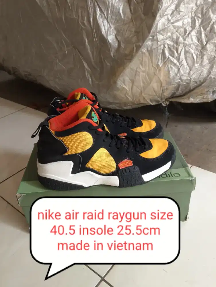 Sepatu second nike raid raygun size 40.5
