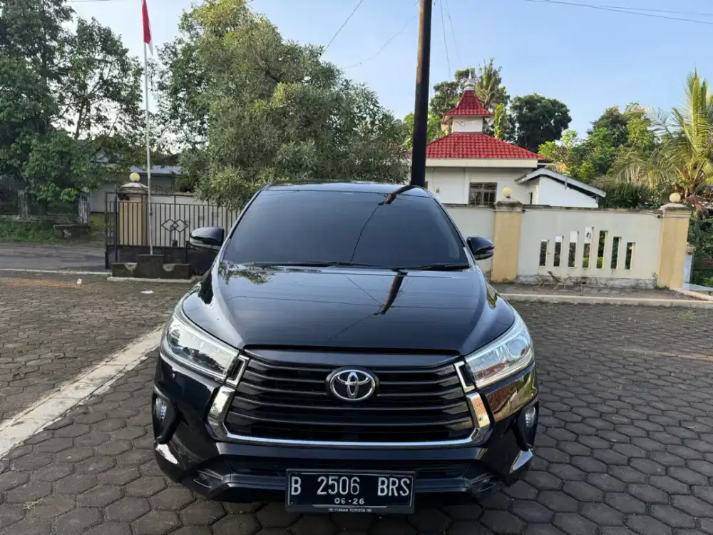 Dijual innova reborn v diesel metic th 2021/2022 km 59rb