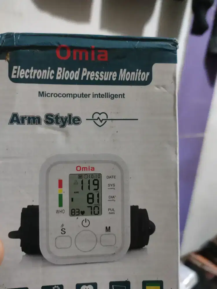 Omron glucose meter