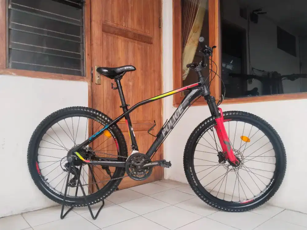 Sepeda mtb Police California