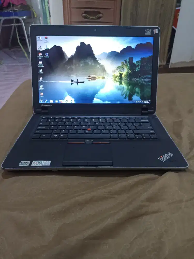 Laptop Lenovo Core i5 Thinkpad 1,5 Juta