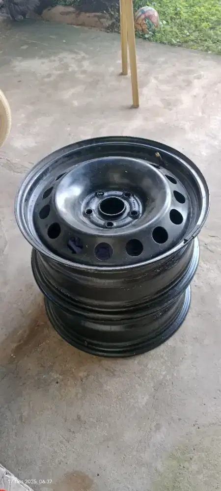 Jual cepat pelek mobil kaleng ukuran 205/55 R16