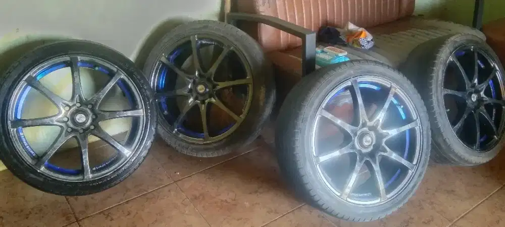 Velg mobil ring 17 inc plus ban