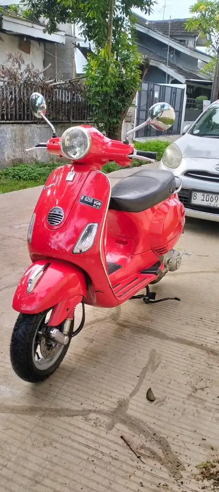 Piaggio Vespa LX125