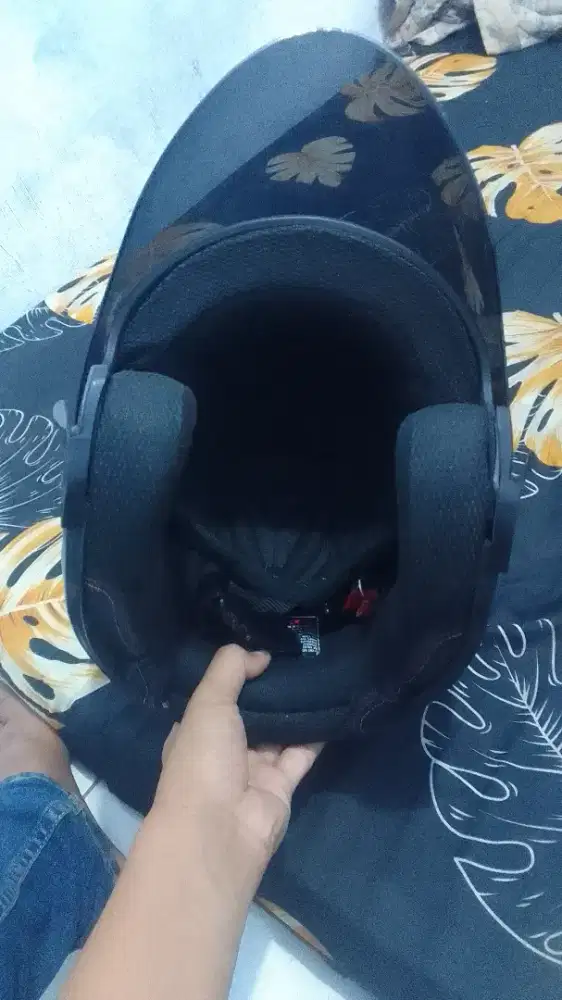 Helm ARMOR kondisi masih bagus