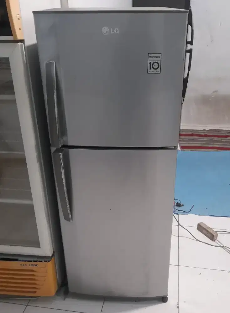 Kulkas 2 Pintu LG