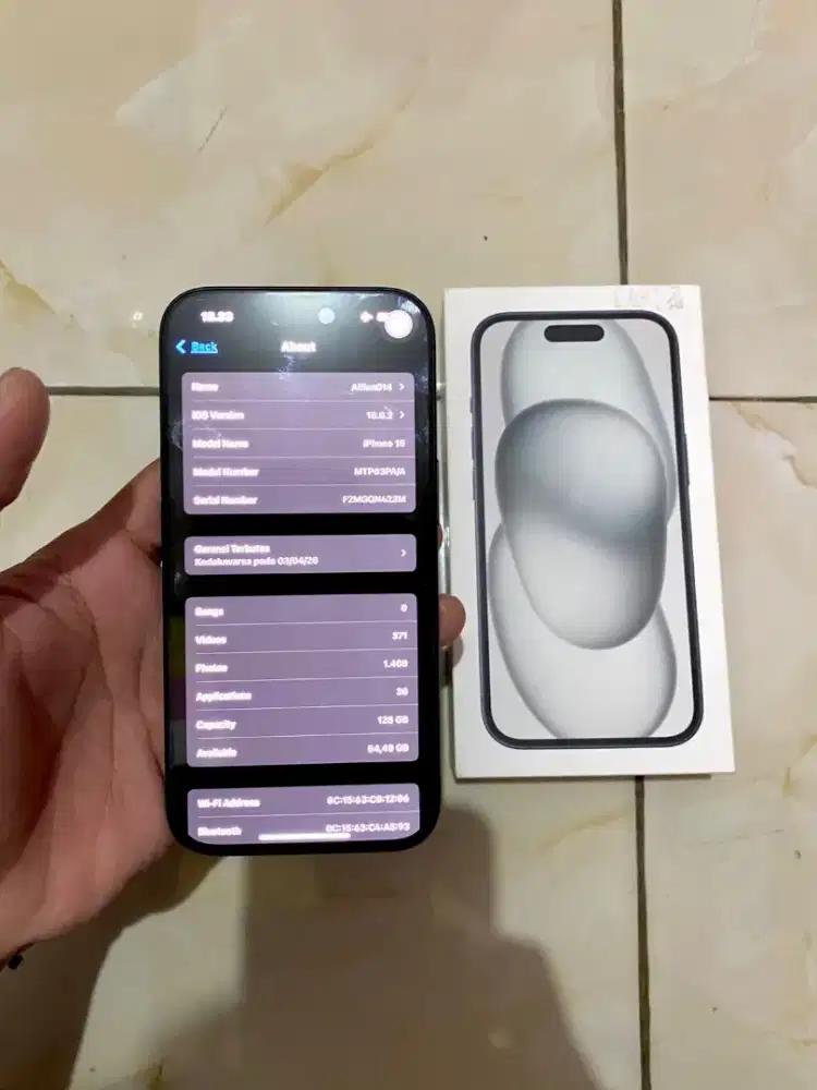 iPhone 15 128 ex Ibox masi garansi sampe 2026