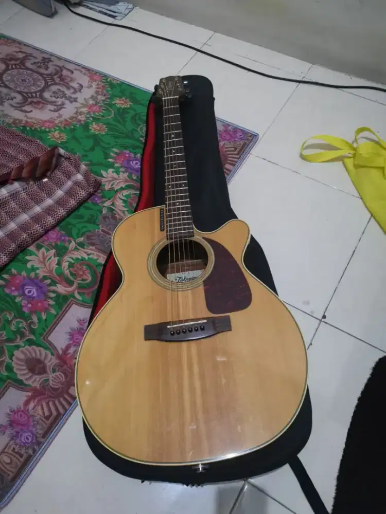 Gitar akustik elektrik takamine D series
