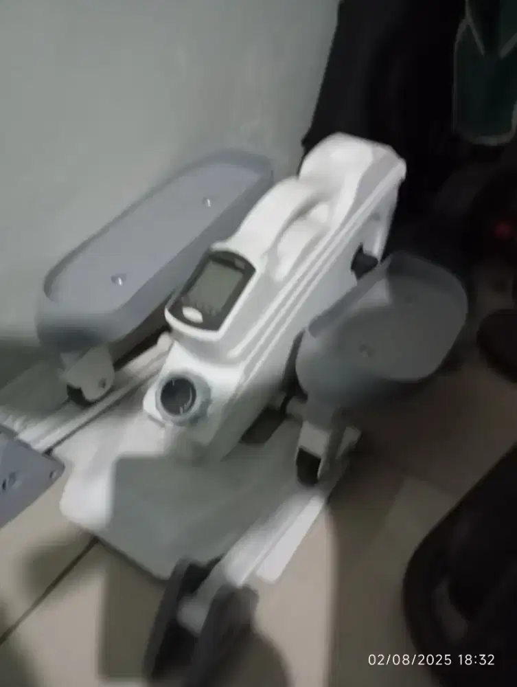 Alat olahraga kondisi mulus/gym/treadmill