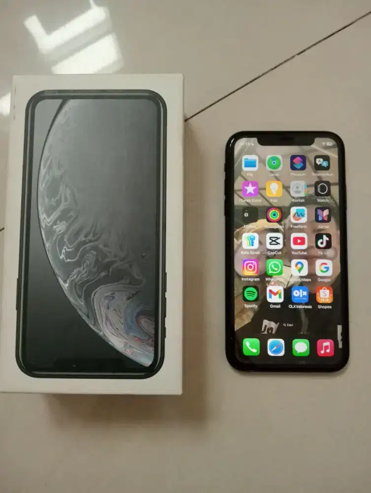 IPhone XR memory 128