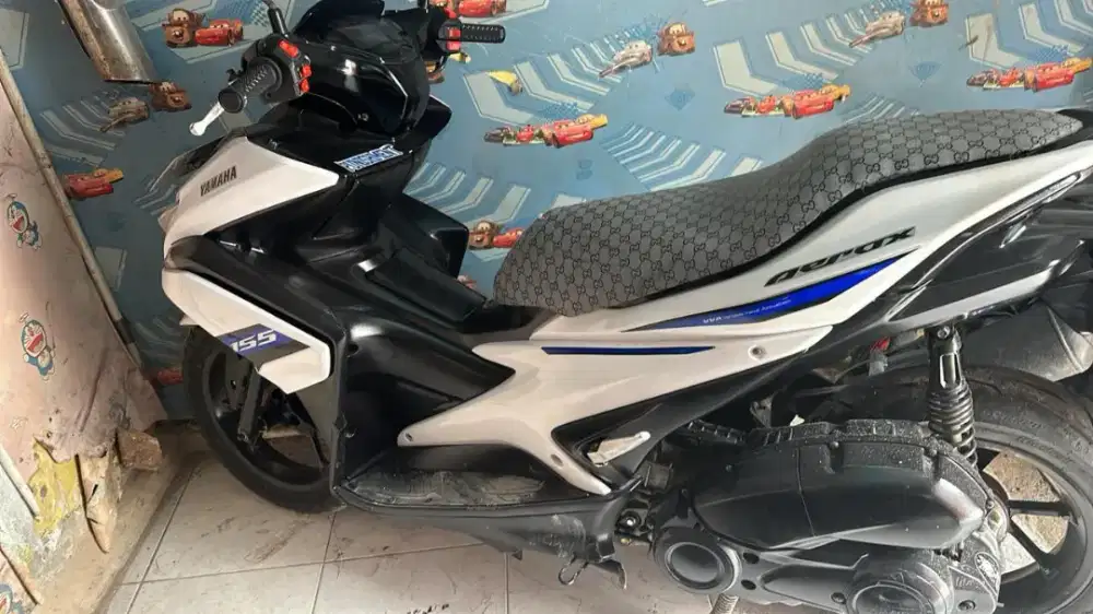 Dijual 12 juta , aerox 2018