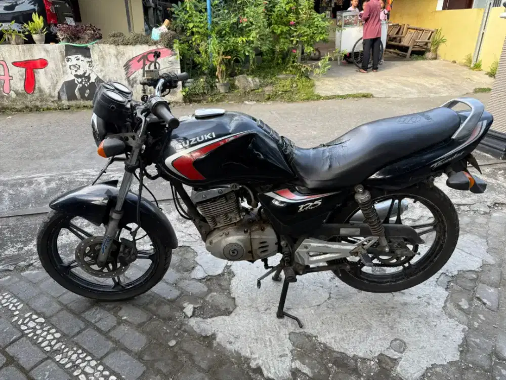 Suzuki Thunder THN 2004 plat AB sleman