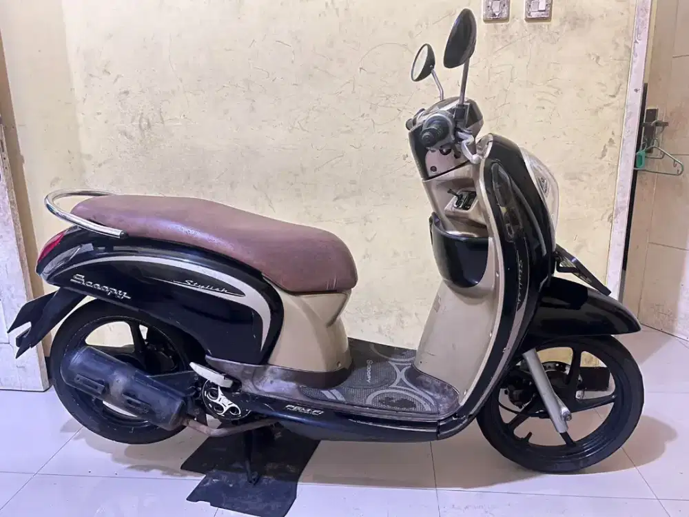 Honda scoopy 2013 plat B qda di cimahi