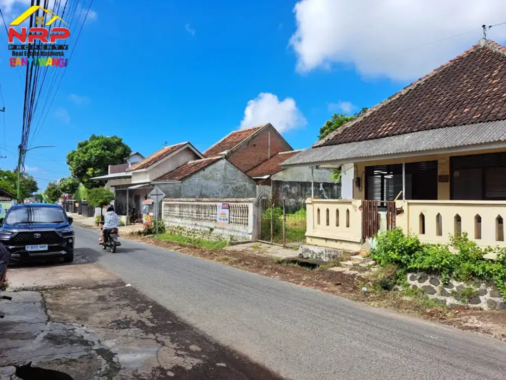 Dijual Tanah Bonus Bangunan Klasik di Tepi Jl. Sutawijaya - Banyuwangi