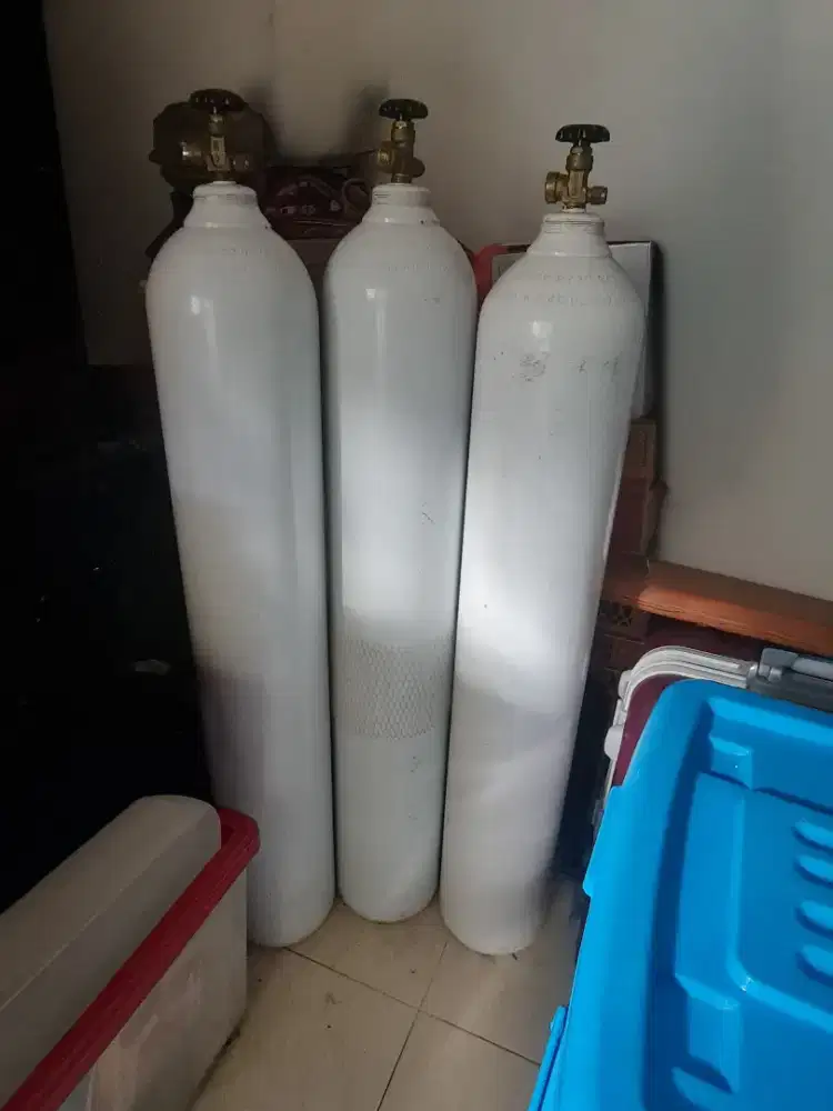 Jual 3 tabung oksigen yg bekas