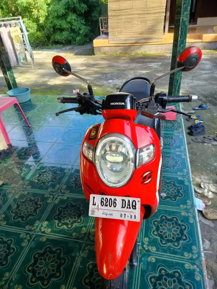 Dijual Scoopy 2019