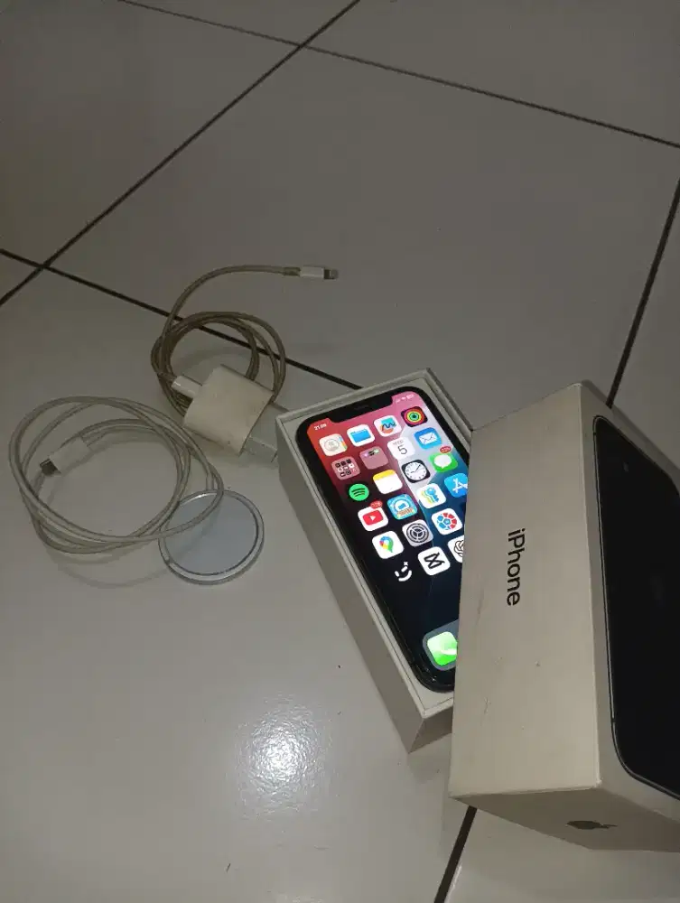 iPhone 11 128GB Inter LL/A Mulus | iCloud Aman | Siap Pakai COD